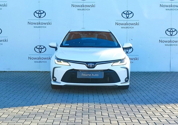 Toyota Corolla cena 93900 przebieg: 90571, rok produkcji 2021 z Wałbrzych małe 301